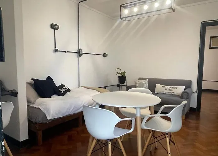 Departamento Amoblado En La Plata Centro